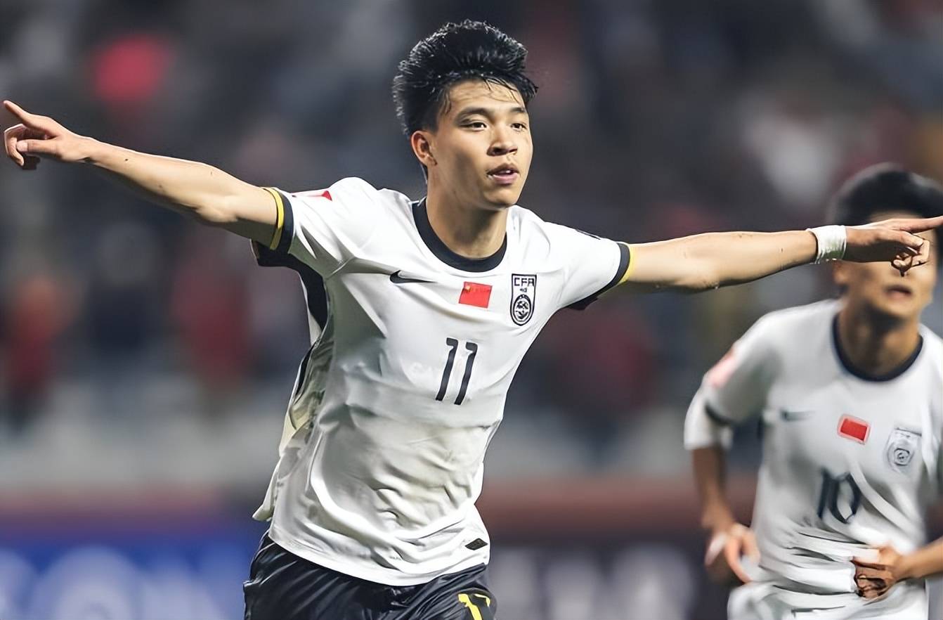 赛前曼城备战中超，战术微调细节曝光，媒体盛赞，训练强度明显提升的简单介绍-九游体育