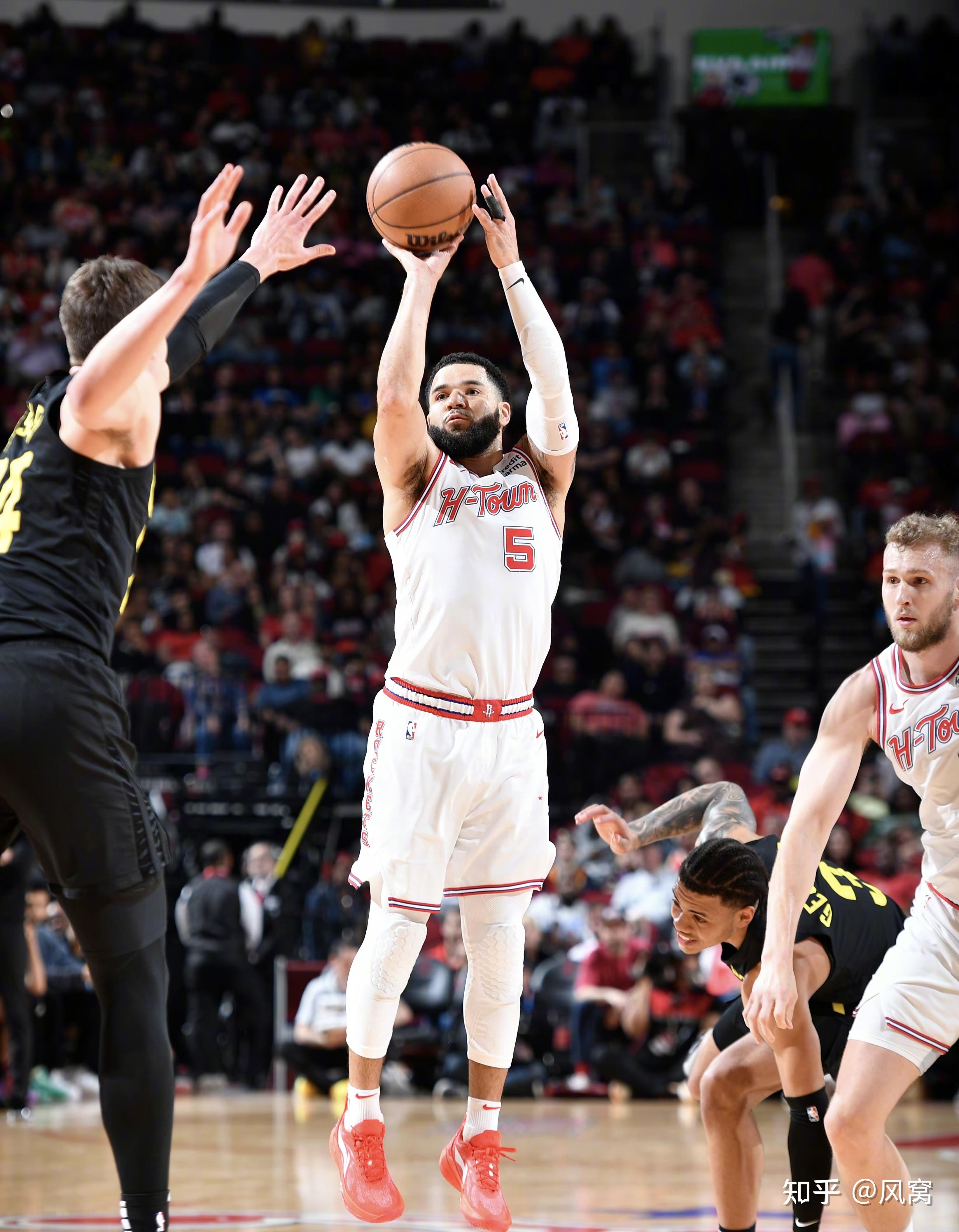 意甲赛程吃紧,休斯敦火箭国际比赛日门线救险,管理层满意,年轻球员得到机会的简单介绍-九游体育app